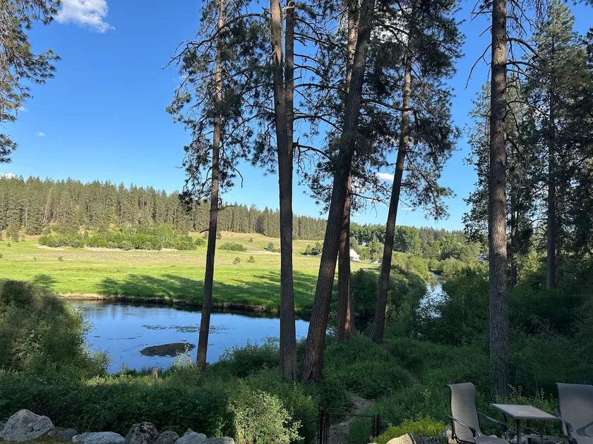 1, 2 or 3 rooms|Couples Retreat|Riverfront|Firepit - Image 1