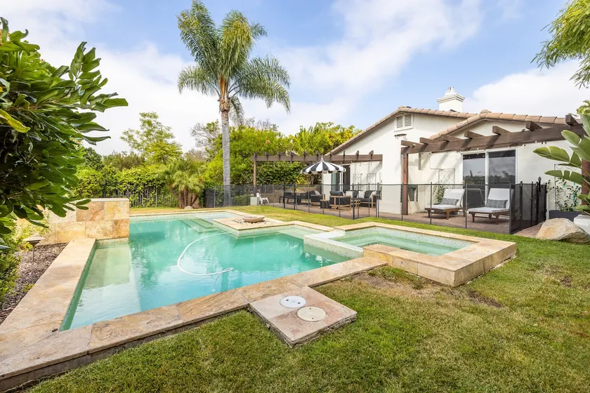 Gated Home With Pool & Hot Tub - Image 1