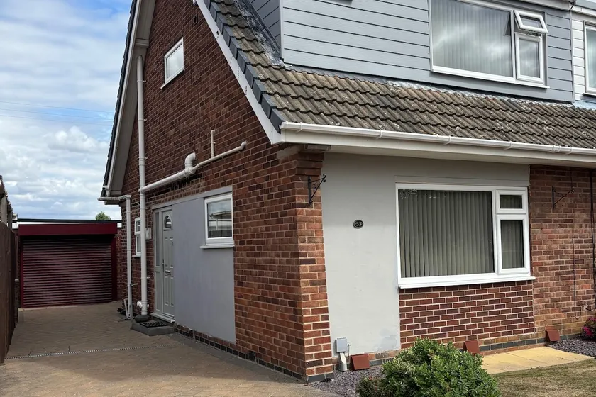 3 Bed Home in Branton - Image 1