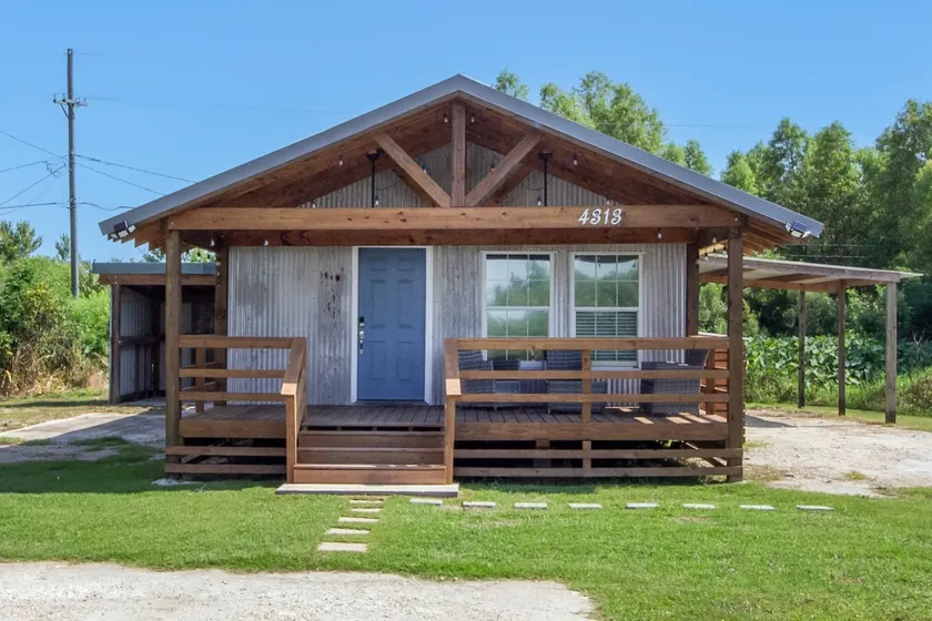 Cajun Bayou Retreat - Image 1