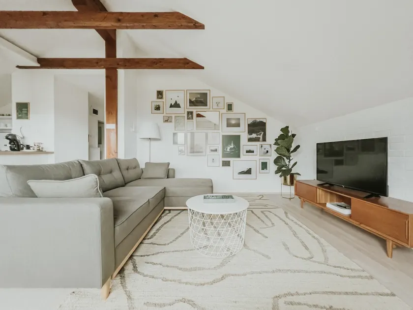 Bright Apartment With An Incredible Lake View :) - Image 1
