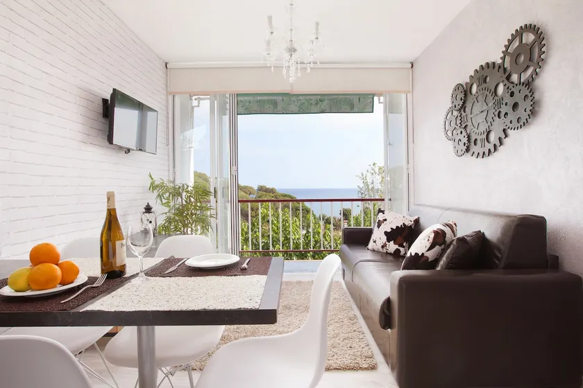 Apartment Beach Front Sant Pol - Image 1