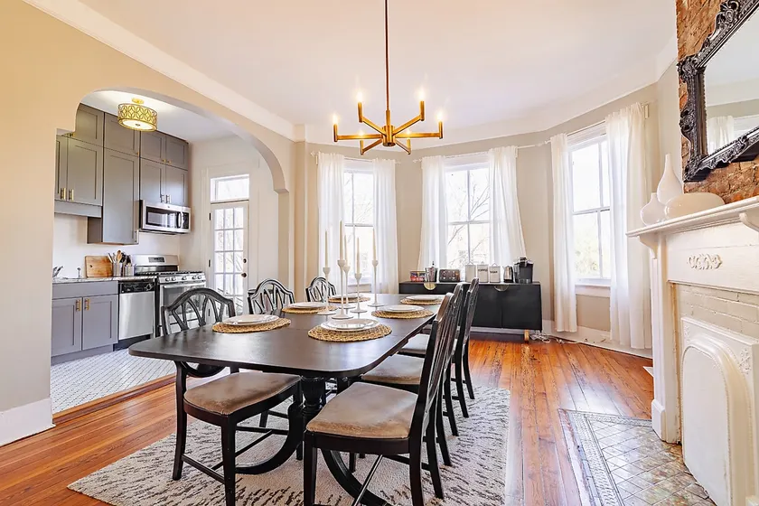 Newly Renovated Modern Condo On Forsyth Park - Image 1