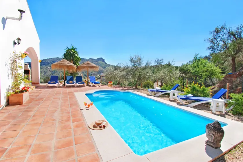 A Luxury 3 Bedroom Villa near to Comares, with wonderful views all around - Image 1