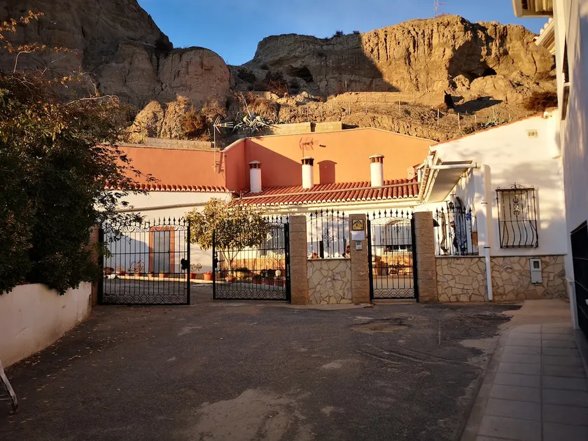 Cave House - Casa de Dulce - Image 1
