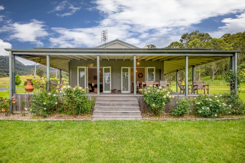 Justine's on Jarrett's,Kangaroo Valley - Image 1