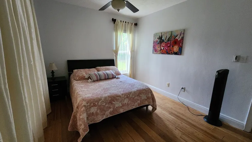Kendal Private Appt near Zoo and M.D. College - Image 1