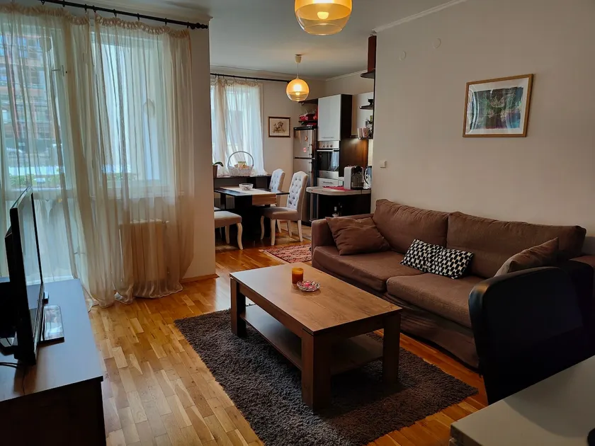 Cozy good location flat - Image 1