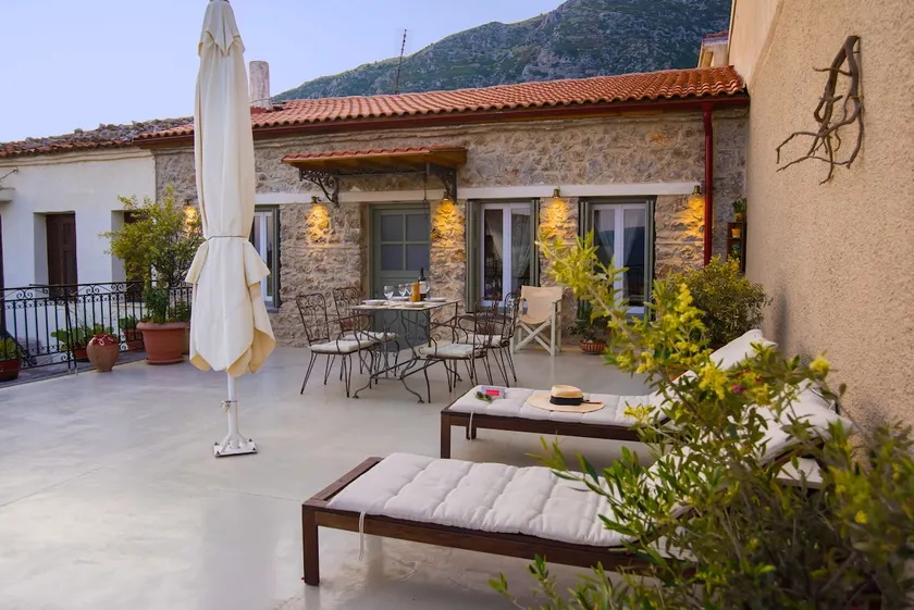 Guesthouse Simou with view 3 bedrooms - Image 1