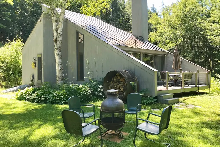 Falcon House: VT Chalet w/Sauna, Bike to Village - Image 1