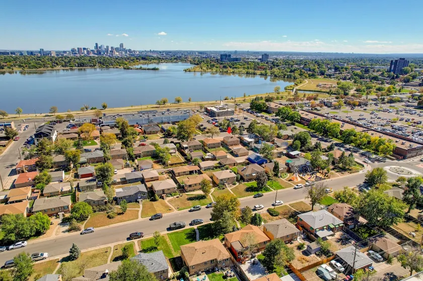 Sloan’s Lake Sanctuary: Urban Elegance with Views - Image 1