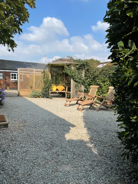 Holmdale Holiday Cottages - Image 1