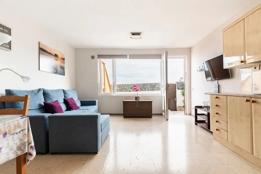 Apartment in Telde near Playa de Melenara - Image 1