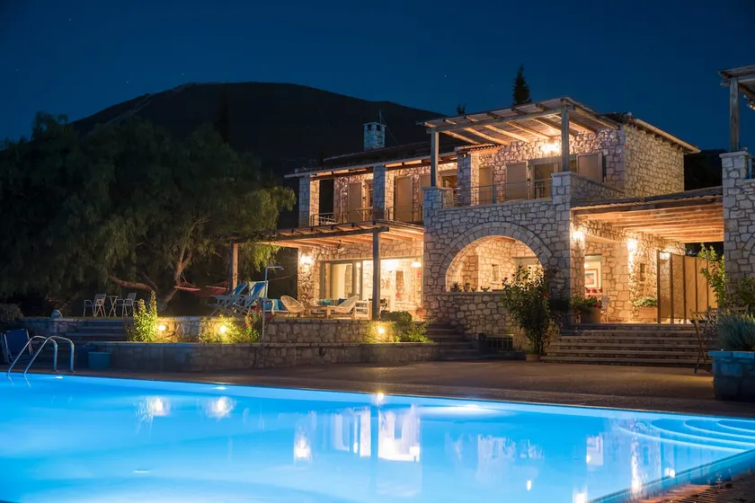 Villa Leon - Image 1