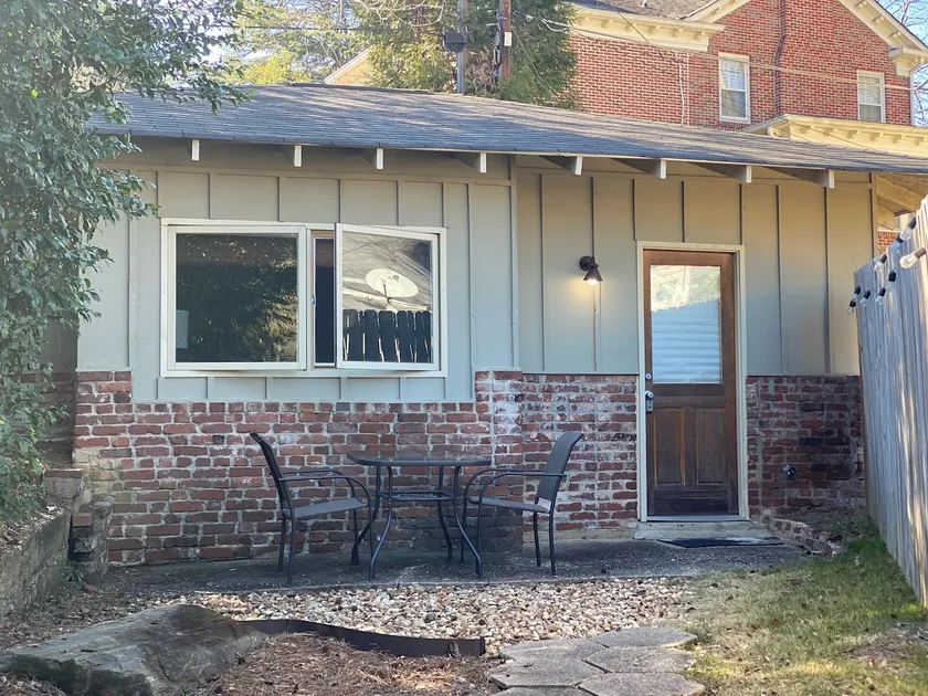 Private Studio Cottage Steps from Emory University - Image 1