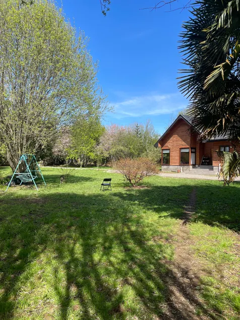 Large Family House on Plot - Image 1