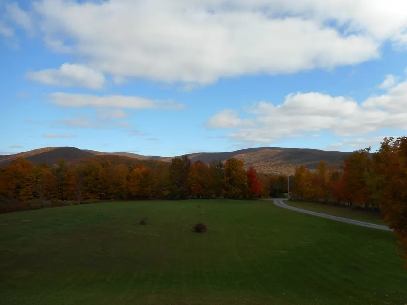 Mountain View Apartment - Image 1