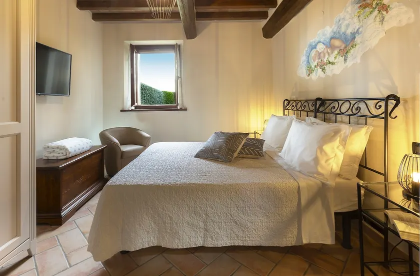 Angelica two-room apartment at the Il Brugnolo - Image 1