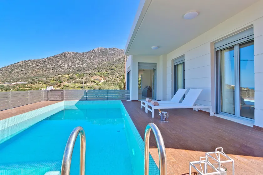 Asterios Villa - Image 1