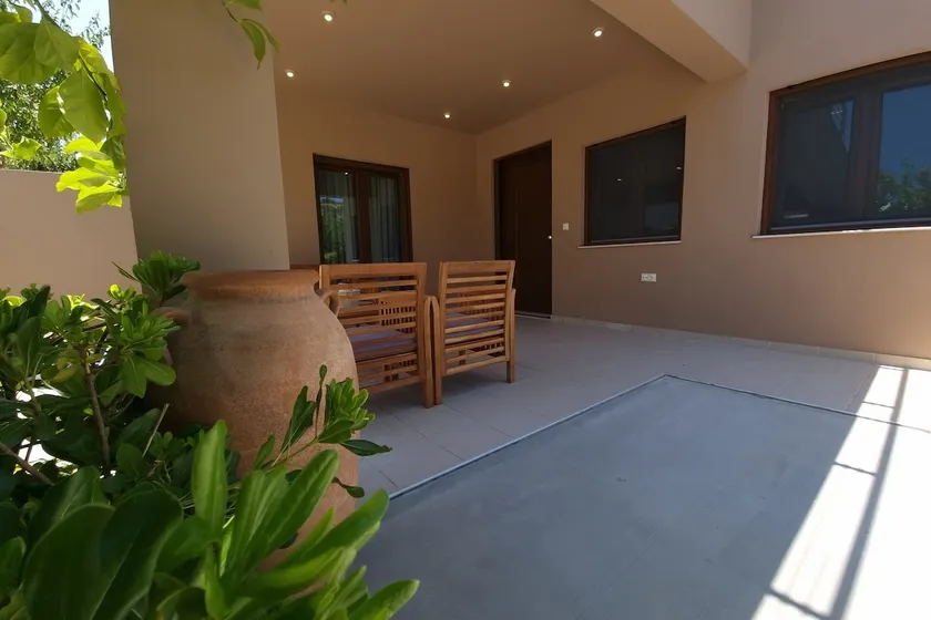Blue Aura Family Apartment - Image 1