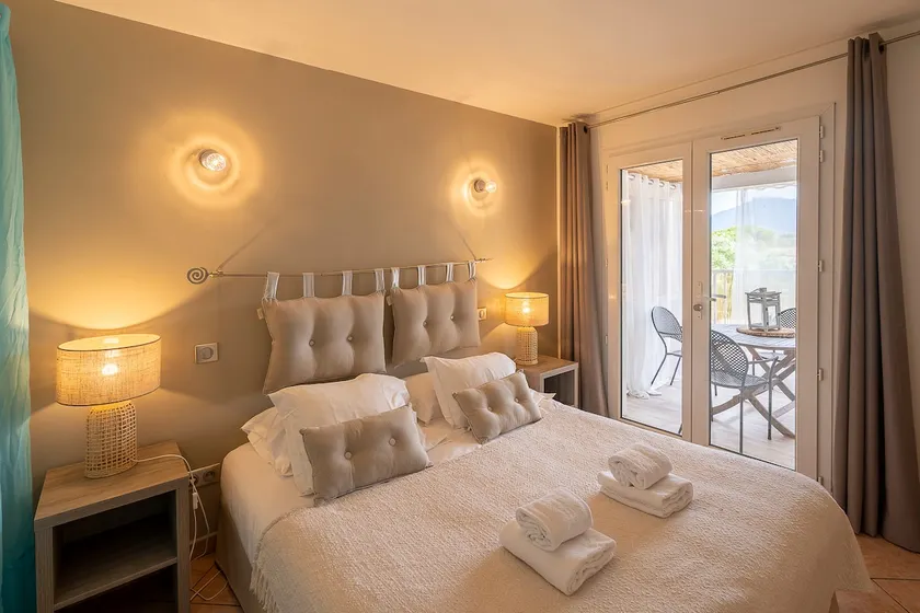 Nice app by the sea in the heart of Porticcio - Image 1