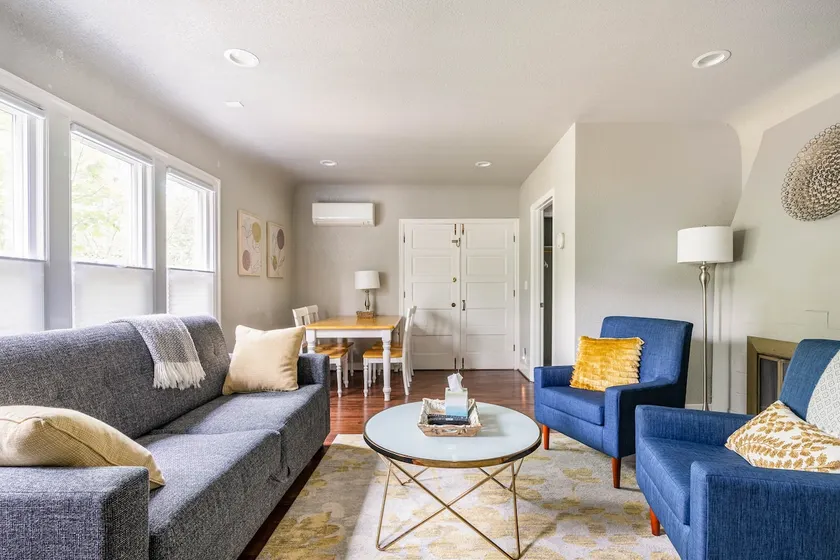 CAPITOL HILL LARGE 1 BED SUITE - Image 1