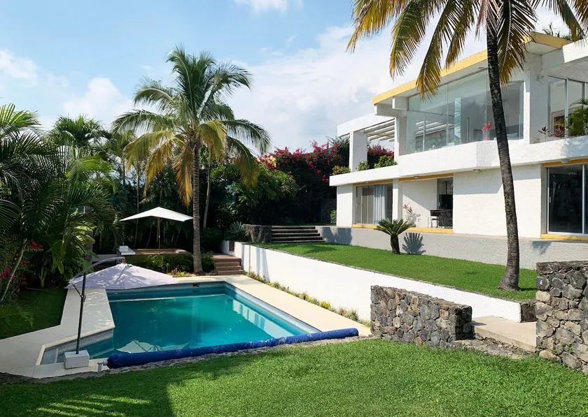 Luxury Villa in Cuernavaca | Pool & View - Image 1
