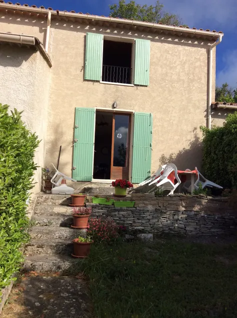 Charming holiday home in safe Vachères - Image 1