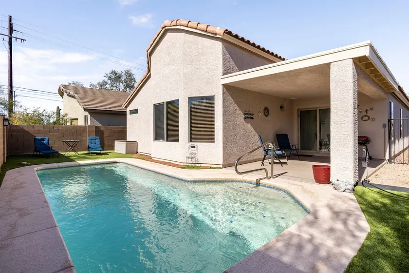 Family friendly home - Image 1