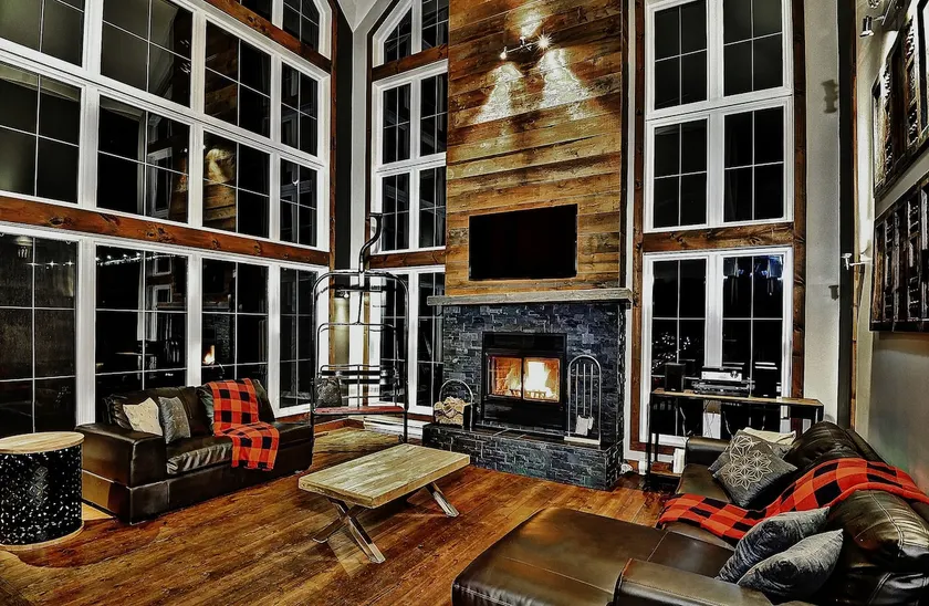 Blanc 25 - The Alpine Chalets, Stoneham (272381) - Image 1