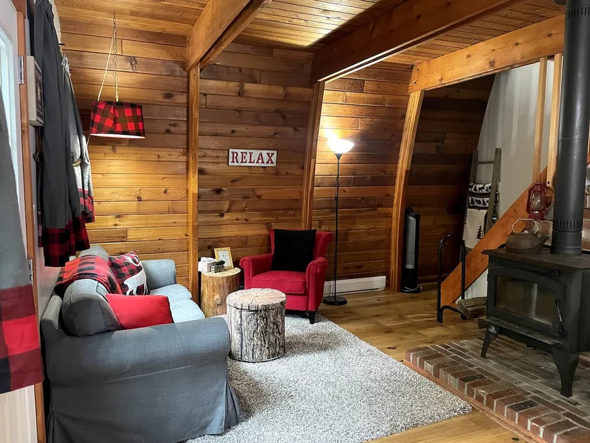 The Antler Hideaway - Cozy Cabin Sunshine Valley - Image 1