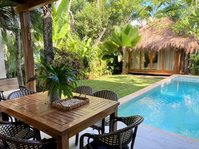 Villa Bikini pool garden jacuzzi priv Security24/7 - Image 1
