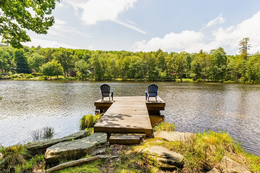 Lakefront Catskills Lodge !!! - Image 1