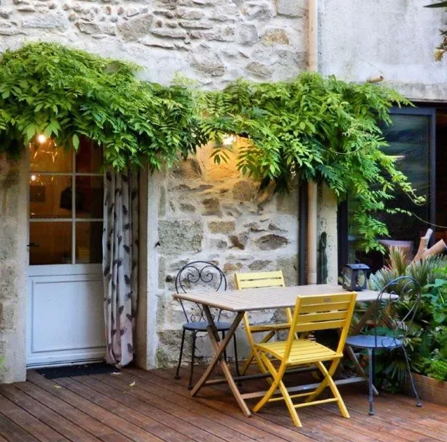 Camargue quiet holiday rental with garden access - Image 1
