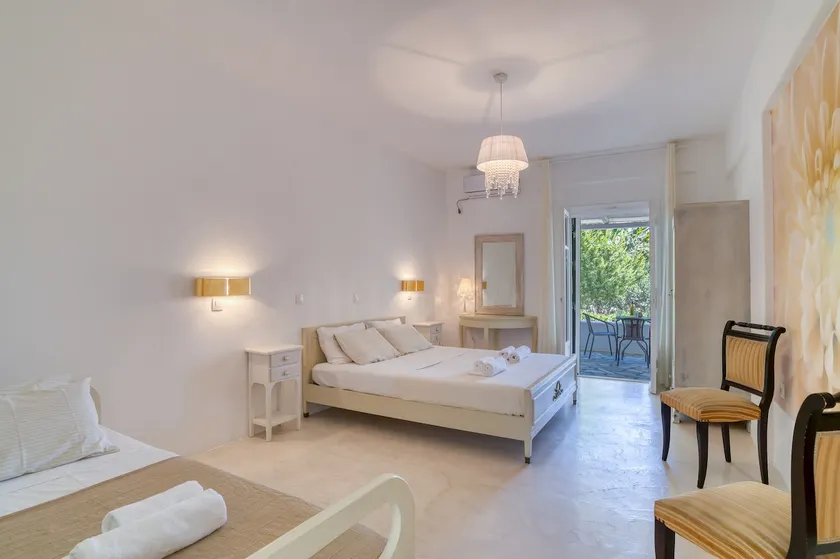 DAHLIA APARTMENTS -Apartment for 3 Persons - Image 1