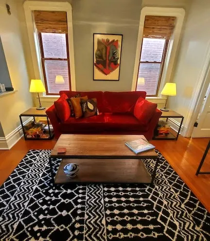 2nd Flr Eclectic 4 Bed Flat S. Grand/Tower Grove - Image 1