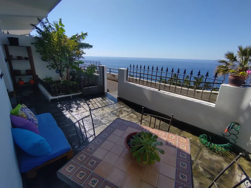 THE CLIFF HOUSE - Image 1