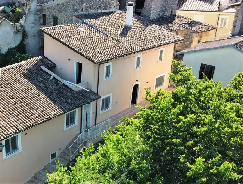 Casa Collarano - Image 1