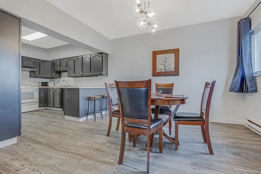 *Freshly Renovated* 2 Bedroom Apt. in Gatineau - Image 1
