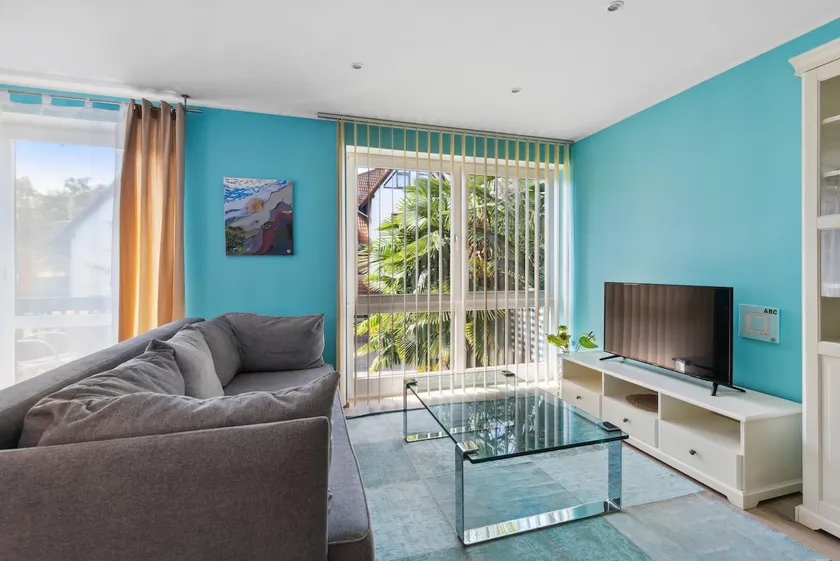 Bright apartment with balcony & garage by Besilima - Image 1