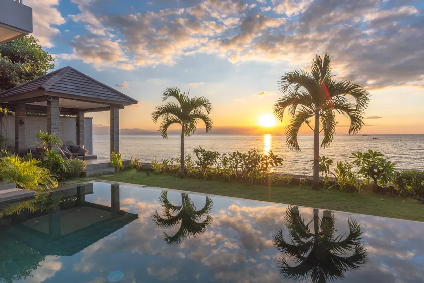 Luxury Beachfront Villa on Bali's North Coast - Image 1