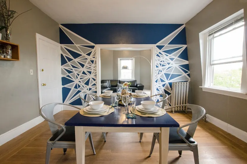 Artsy 2 bedroom apartment in the Armory District - Image 1