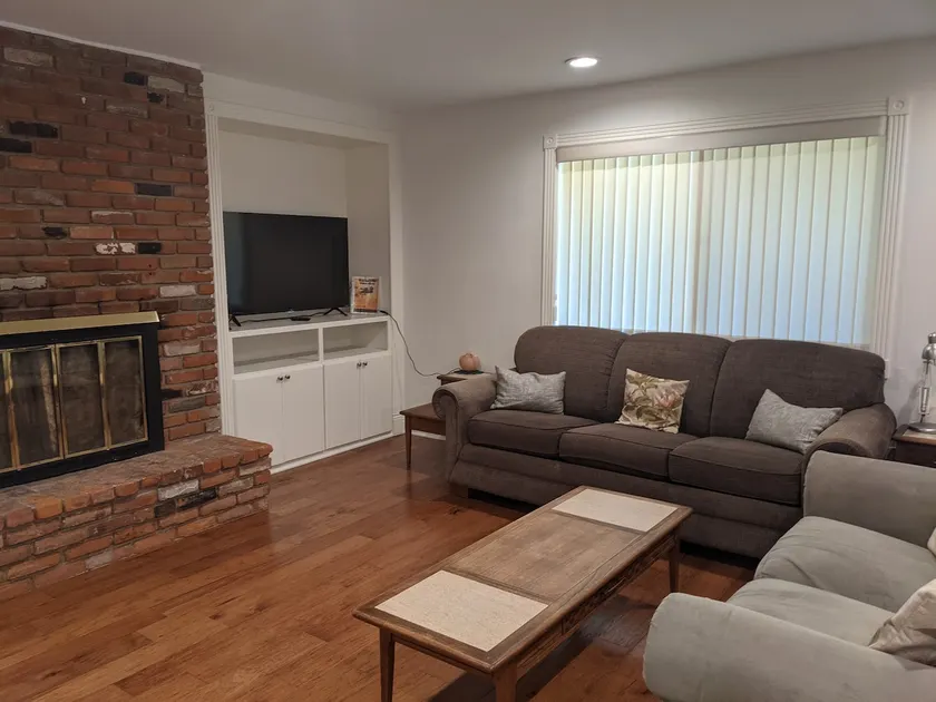 Downtown Warm House Apartment - Image 1