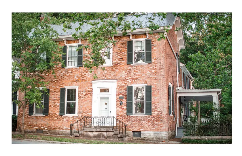 Charming Historic Home in Downtown Versailles - Image 1