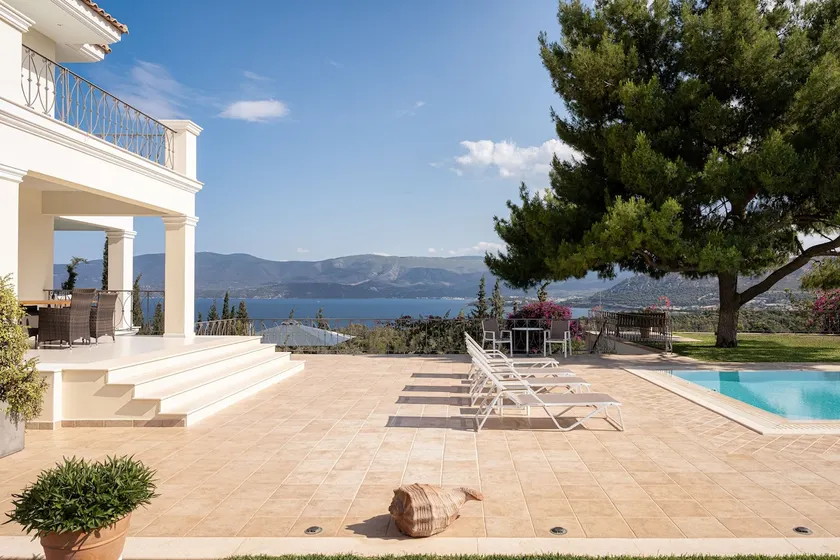 Villa Fantasia Isthmia - Image 1
