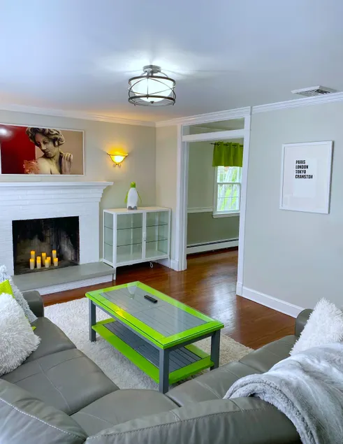 King Bed, 1 Bath; 15 mins to Downtown Providence - Image 1