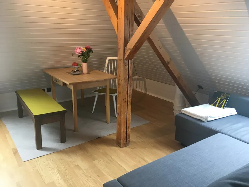 2 bedroom apartment in Munich - Image 1
