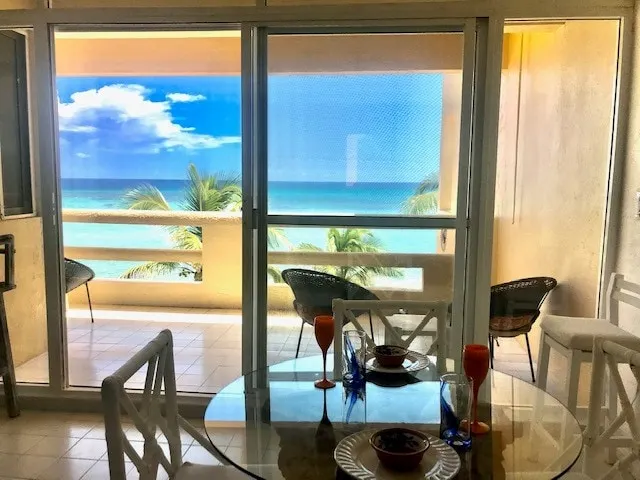 Beachfront Condo-Balcony, Half Moon Bay - Akumal - Image 1