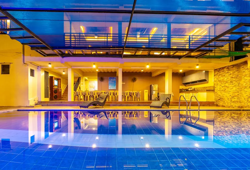 Summer Palace Hotspring Resort - Image 1