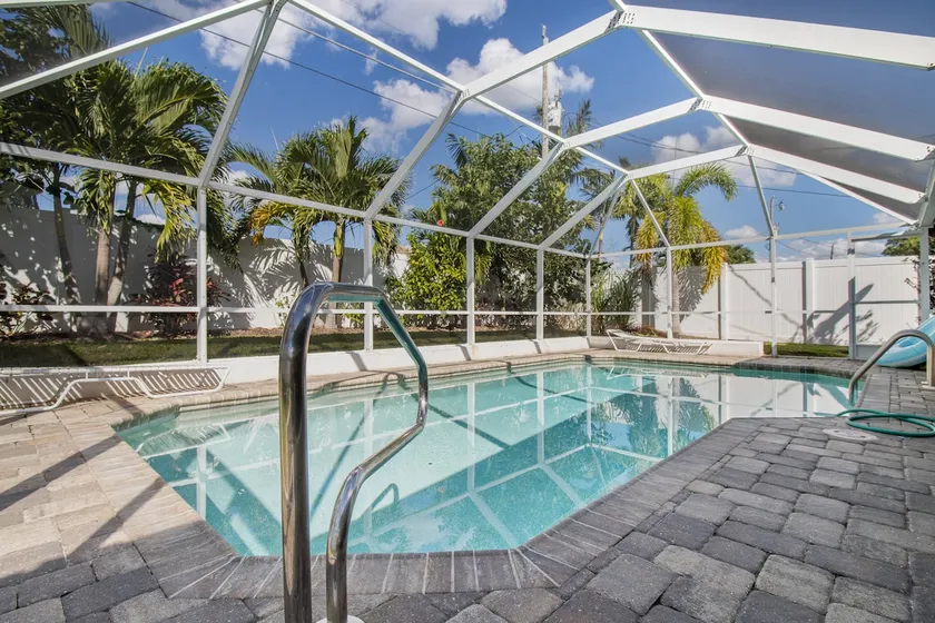 Vanderbilt Beach House - Image 1